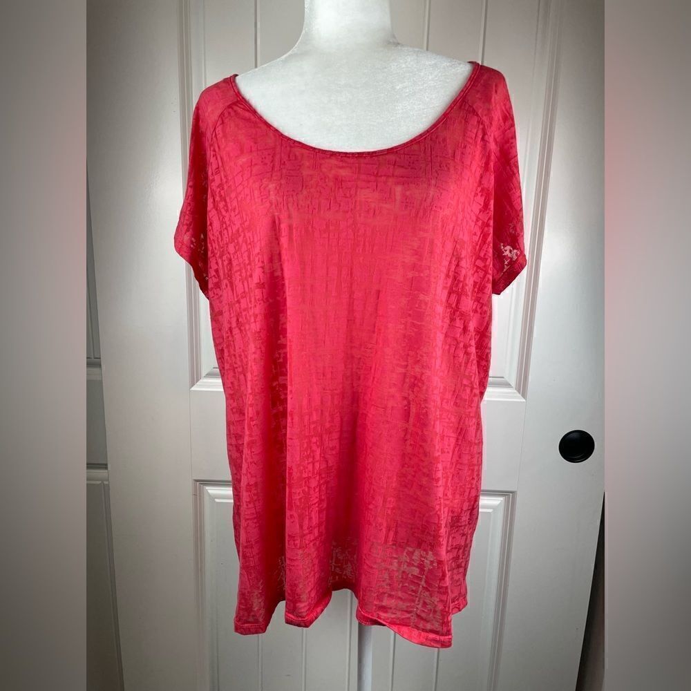 WOMEN’S 3X red lace up back Blouse